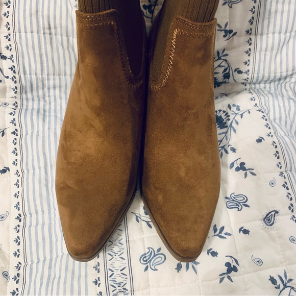 Universal Thread Kinley Ankle Boots - Picture 4 of 7